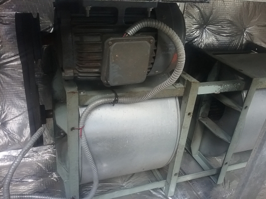 ขายพัดลมโบเวอร์แอร์ ขายพัดลมโบเวอร์แอร์