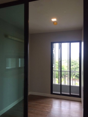 ขายดาวน์  Esta Bliss รามอินทรา เนื้อที่ 36.50 ตร.ม. ชั้น 4 ตึก B จ่ายดาวน์ครบแล้ว รอโอน