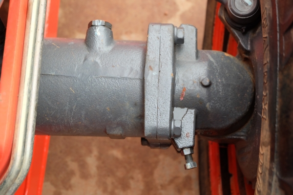 รถไถ L3008 อุปกรณ์ ใบมีด + ผาน 1 ตัว โทร089-0111624