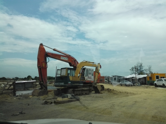 บริการให้เช่า รคเครน รถแบคโคร และเครื่องจักรกลหนักอื่นๆ บริการให้เช่า รคเครน รถแบคโคร และเครื่องจักรกลหนักอื่นๆ