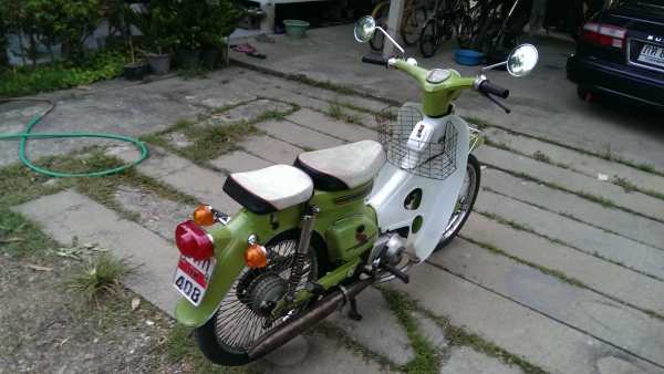 ซี70สภาพสวยเดิมๆเครื่องเดิมแห้งๆทีเดียวติดวิ่งดีเกียร์นิ่มๆครับ