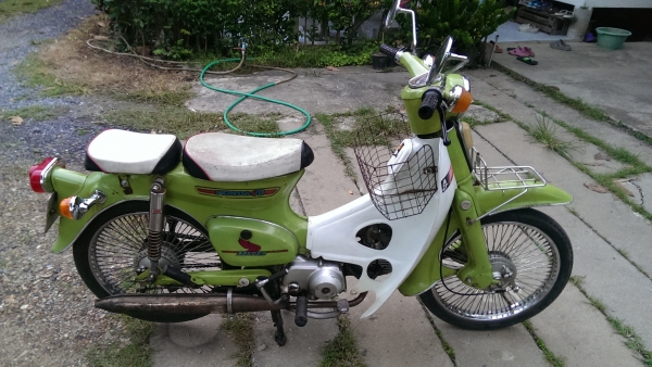 ซี70สภาพสวยเดิมๆเครื่องเดิมแห้งๆทีเดียวติดวิ่งดีเกียร์นิ่มๆครับ