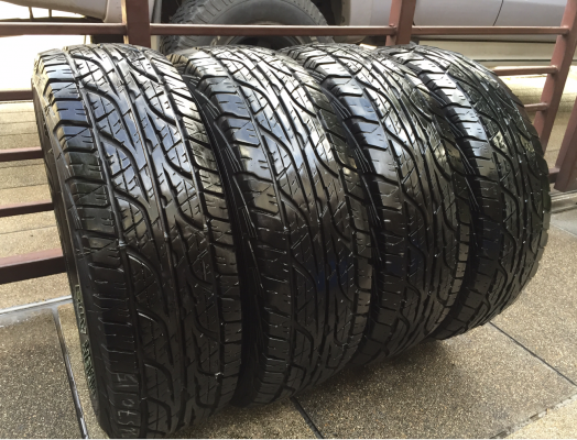 ยาง All Dunlop 225 70 15 สิ้นปี14 ดอกเต็ม ไม่มีปะ ราคาไม่แพง