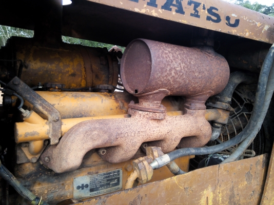 ขายรถแทรคเตอร์ KOMATSU D50A-15 ห้องเลี้ยวแห้ง มีเขาล้มไม้ ราคา 380000
