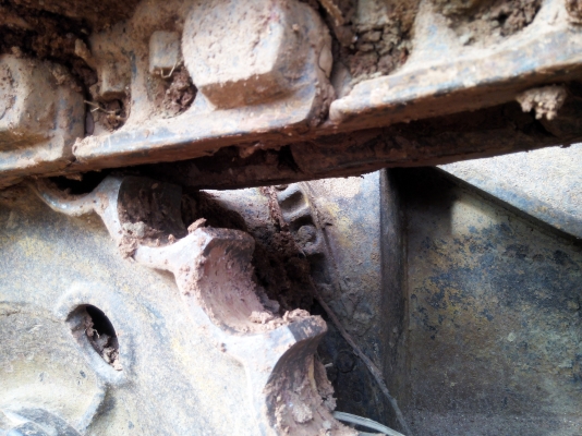 ขายรถแทรคเตอร์ KOMATSU D50A-15 ห้องเลี้ยวแห้ง มีเขาล้มไม้ ราคา 380000