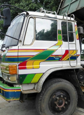 สิบล้อ ฮีโน่ FM 226 EP100-220 ดั้มมีเนียม สภาพดีเดิมๆสวยพร้อมใช้ ทะเบียนพร้อมโอน สิบล้อ ฮีโน่ FM 226 EP100-220 ดั้มมีเนียม สภาพดีเดิมๆสวยพร้อมใช้ ทะเบียนพร้อมโอน