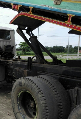 สิบล้อ ฮีโน่ FM 226 EP100-220 ดั้มมีเนียม สภาพดีเดิมๆสวยพร้อมใช้ ทะเบียนพร้อมโอน สิบล้อ ฮีโน่ FM 226 EP100-220 ดั้มมีเนียม สภาพดีเดิมๆสวยพร้อมใช้ ทะเบียนพร้อมโอน