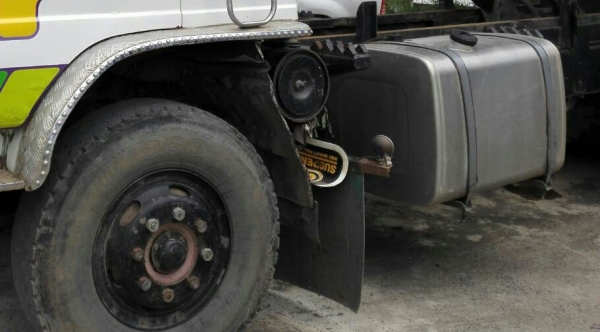 สิบล้อ ฮีโน่ FM 226 EP100-220 ดั้มมีเนียม สภาพดีเดิมๆสวยพร้อมใช้ ทะเบียนพร้อมโอน สิบล้อ ฮีโน่ FM 226 EP100-220 ดั้มมีเนียม สภาพดีเดิมๆสวยพร้อมใช้ ทะเบียนพร้อมโอน