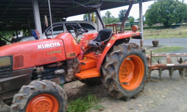 ขอขายรถไถคูโบต้า 3408 (4WD) เครื่องดีหางไวพร้อมผาน ทะเบียนครบ สภาพดีพร้อมทำงานครับ ขอขายรถไถคูโบต้า 3408 (4WD) เครื่องดีหางไวพร้อมผาน ทะเบียนครบ สภาพดีพร้อมทำงานครับ