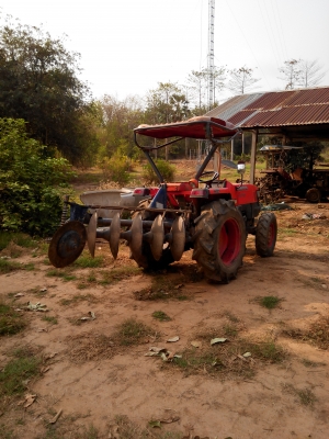 ขอขายรถไถคูโบต้า 3408 (4WD) เครื่องดีหางไวพร้อมผาน ทะเบียนครบ สภาพดีพร้อมทำงานครับ ขอขายรถไถคูโบต้า 3408 (4WD) เครื่องดีหางไวพร้อมผาน ทะเบียนครบ สภาพดีพร้อมทำงานครับ