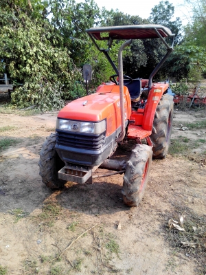 ขอขายรถไถคูโบต้า 3408 (4WD) เครื่องดีหางไวพร้อมผาน ทะเบียนครบ สภาพดีพร้อมทำงานครับ ขอขายรถไถคูโบต้า 3408 (4WD) เครื่องดีหางไวพร้อมผาน ทะเบียนครบ สภาพดีพร้อมทำงานครับ