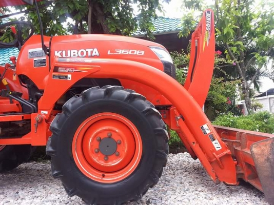 คูโบต้า L3608 4 WD ใบมีดดันหน้า ผานหลังใหม่ ทำงาน 379 ชั่วโมง จด ก.ย.2556 คูโบต้า L3608 4 WD ใบมีดดันหน้า ผานหลังใหม่ ทำงาน 379 ชั่วโมง จด ก.ย.2556