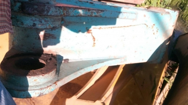 ขายบูมอาร์ม รถแมคโค มีของ โกเบ โคมัสสุ  แคท รุ่น-200 ขายไม่แพงครับ