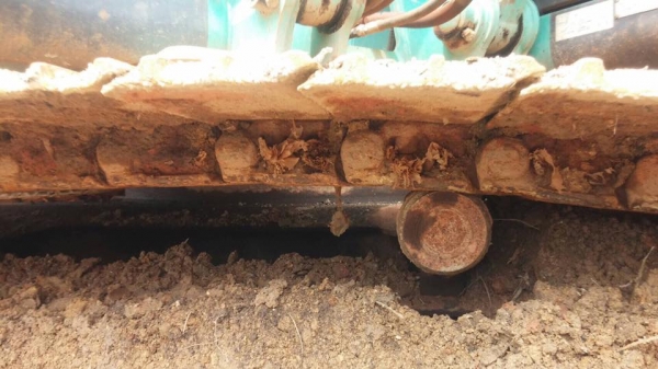 ขายรถแบ็คโฮ  KOBELCO SK200-8 YN-12 ไมล์ 13,xxx เอกสารชุดจดทะเบียน ออกห้้างป้ายแดงไม่เคยทำสี  ราคาต่อรองมาเลยขายได้ขายครับ   สภาพสวย สนใจ0932795977