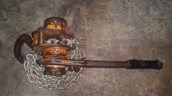 ขายรอกโซ่ มือหมุน vital 1.6 ตัน made in japan ขายรอกโซ่ มือหมุน vital 1.6 ตัน made in japan