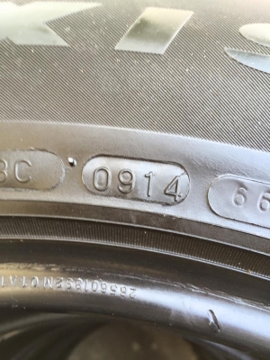 ขายยาง MAXXIS MARAUDER II 265-60-18 ปี14 ดอกหนาจัด ไม่มีตำหนิ ไม่กินข้าง ชุดละ 6,900 บาท