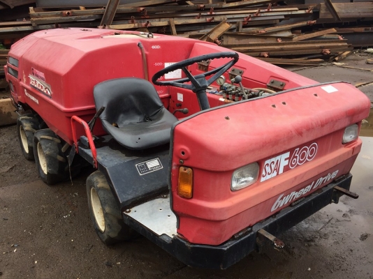 รถพ่นยามือสองคันนี้ กำลังมาครับท่านใดสนใจ ติดต่อมาได้เลยตัวนี้มาถึงไทยเก็บงานอีกนิดหน่อย0835662999Lineid:hs4trp