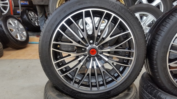 ขายล้อSAMURAI 17 5รู100-114 หน้า7 ET42 ยางปี14 4 ล้อ