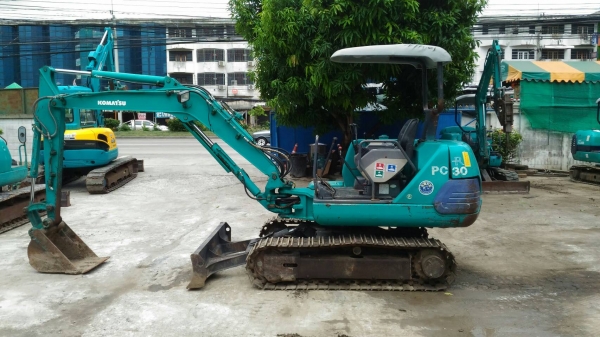 ขายKOMATSU  PC30-7  เก่าญี่ปุ่น...สภาพดี...ระบบคล่อง...เครื่องปั๊มดี...โทร089-3818694  ดวงนภา