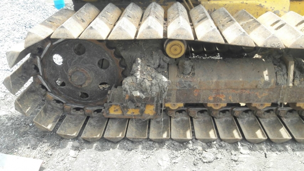 ขาย แทรคเตอร์ KOMATSU D20P-7E รถบ้านฝากขาย    สภาพดี เครื่องดี  โซ่ดี  เอกสารครบ   พร้อมใช้ สนใจโทร 089-3818694 ดวงนภา