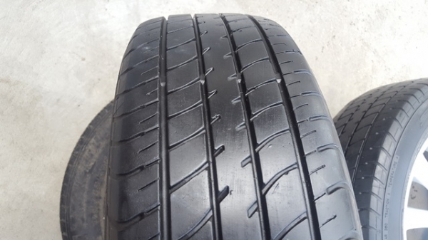 ขายล้อTOYOTA VIOS12 ก้าน ยางปี 14  4 ล้อ