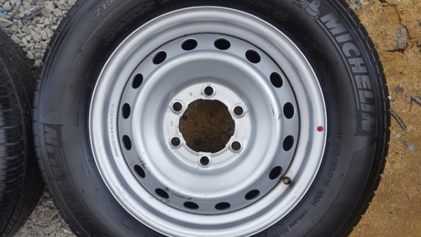 ขายล้อกะทะ16 6รู ยาง215/65/16 ปี13  4 ล้อ