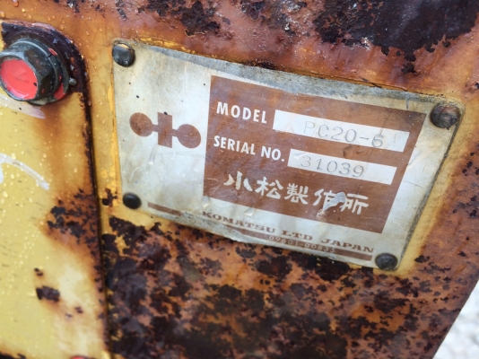 ขายรถแบ็คโฮเล็ก KOMATSU PC20-6 สนใจติดต่อคุณรัตนศักดิ์ 081-7621704