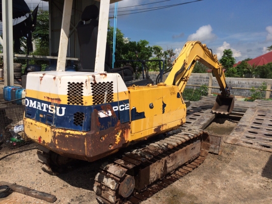 ขายรถแบ็คโฮเล็ก KOMATSU PC20-6 สนใจติดต่อคุณรัตนศักดิ์ 081-7621704