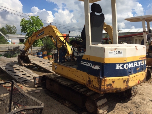 ขายรถแบ็คโฮเล็ก KOMATSU PC20-6 สนใจติดต่อคุณรัตนศักดิ์ 081-7621704