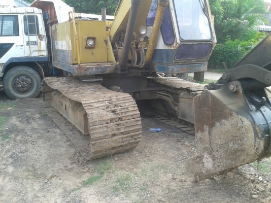 ขายด่วน KOMATSU PC100L-2 สภาพเครื่องปั้มดี พร้อมใช้งาน ตัวเดินดี โซ่ลิงค์หนา บู๊ชแตก  เอกสารเล่มทะเบียน