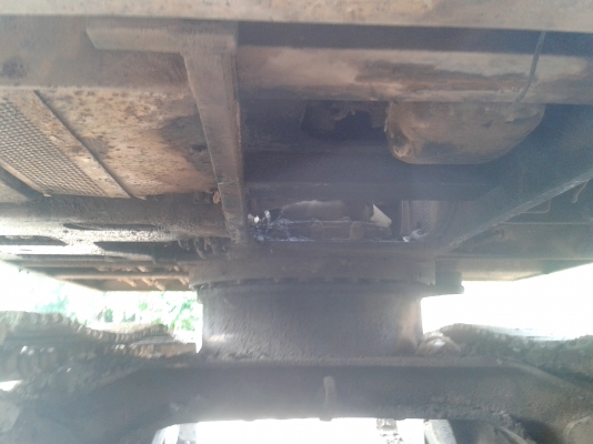 ขายด่วน KOMATSU PC100L-2 สภาพเครื่องปั้มดี พร้อมใช้งาน ตัวเดินดี โซ่ลิงค์หนา บู๊ชแตก  เอกสารเล่มทะเบียน