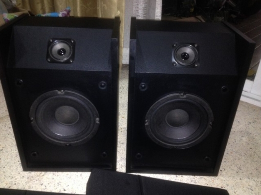 ลำโพง BOSE 201 SERIES III USA เเท้เก่าญี่ปุ่นสภาพสวยเดิมๆครับเสียงดีฟังสบาย ลำโพง BOSE 201 SERIES III USA เเท้เก่าญี่ปุ่นสภาพสวยเดิมๆครับเสียงดีฟังสบาย