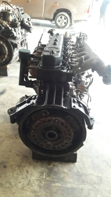 เครื่องยนต์อีซูสุร็อคกี้ 6BF1=175แรงม้า ปั๊มโซล่ากาวานาพร้อมใช้เครื่องสวยสมบูรณ์ติดดีมากครับ