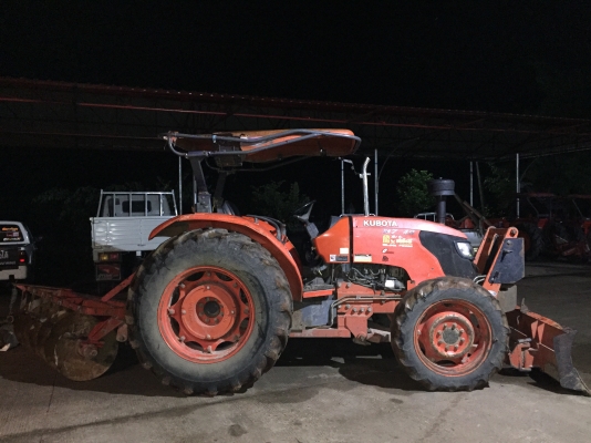 Kubota M7040 ปี53 หาง6 ใบดัน 3พันชั่วโมง เล่มพร้อมโอน