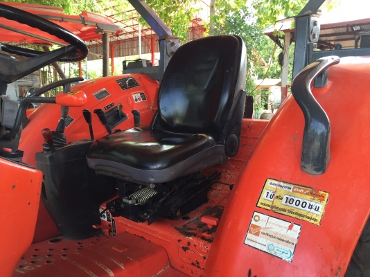 Kubota M7040 ปี53 หาง6 ใบดัน 3พันชั่วโมง เล่มพร้อมโอน