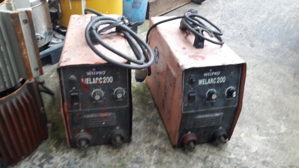 ขาย !! ตู้เชื่อมWELPROขนาด200a.พร้อมใช้งาน มี2ใบ