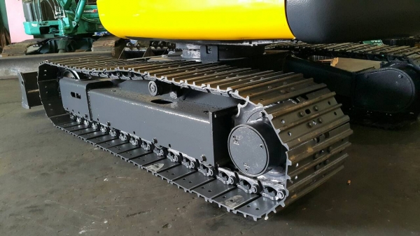 ขายรถขุด KOMATSU รุ่น PC40-7E มือสองญี่ปุ่น แทรกเหล็กสวย สลักแน่นทั้งคัน ไร้ที่ติ พร้อมใช้งาน มือถือ/LINE ID : 0818753444 ขายรถขุด KOMATSU รุ่น PC40-7E มือสองญี่ปุ่น แทรกเหล็กสวย สลักแน่นทั้งคัน ไร้ที่ติ พร้อมใช้งาน มือถือ/LINE ID : 0818753444