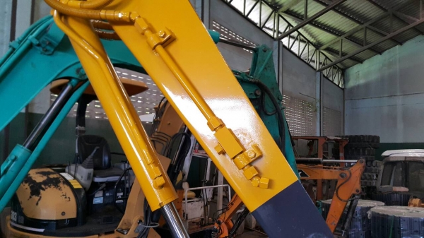 ขายรถขุด KOMATSU รุ่น PC40-7E มือสองญี่ปุ่น แทรกเหล็กสวย สลักแน่นทั้งคัน ไร้ที่ติ พร้อมใช้งาน มือถือ/LINE ID : 0818753444 ขายรถขุด KOMATSU รุ่น PC40-7E มือสองญี่ปุ่น แทรกเหล็กสวย สลักแน่นทั้งคัน ไร้ที่ติ พร้อมใช้งาน มือถือ/LINE ID : 0818753444