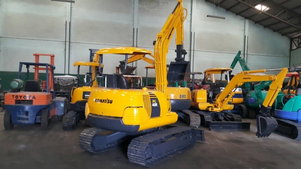 ขายรถขุด KOMATSU รุ่น PC40-7E มือสองญี่ปุ่น แทรกเหล็กสวย สลักแน่นทั้งคัน ไร้ที่ติ พร้อมใช้งาน มือถือ/LINE ID : 0818753444 ขายรถขุด KOMATSU รุ่น PC40-7E มือสองญี่ปุ่น แทรกเหล็กสวย สลักแน่นทั้งคัน ไร้ที่ติ พร้อมใช้งาน มือถือ/LINE ID : 0818753444