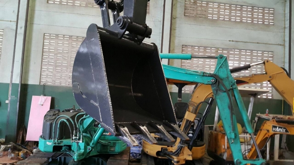 ขายรถขุด KOMATSU รุ่น PC40-7E มือสองญี่ปุ่น แทรกเหล็กสวย สลักแน่นทั้งคัน ไร้ที่ติ พร้อมใช้งาน มือถือ/LINE ID : 0818753444 ขายรถขุด KOMATSU รุ่น PC40-7E มือสองญี่ปุ่น แทรกเหล็กสวย สลักแน่นทั้งคัน ไร้ที่ติ พร้อมใช้งาน มือถือ/LINE ID : 0818753444