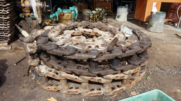 ขายโซ่แมคโคร PC200 49 ข้อ สวยคับบูตใม่มีแตก ลิ้งหนา