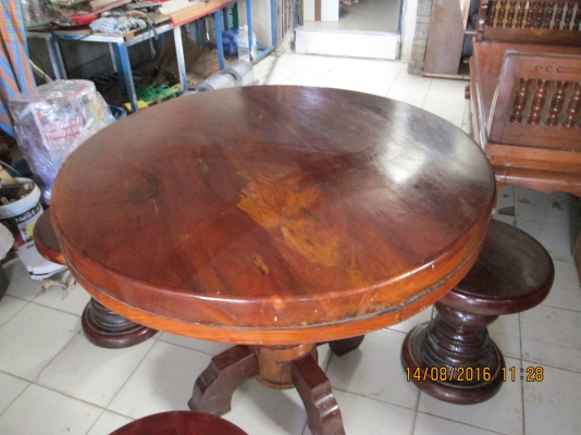 ขายครับ ไม้มะค่าแท้  สภาพสมบูรณ์ครับ  ขาย 9900บาท