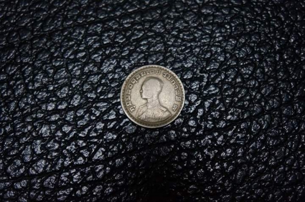 เหรียญบาท พ.ศ 2505 เหรียญนี้เป็นเหรียญที่หายาก ราคาจึงสูง เเต่ถ้าซื้อไปเก็บไว้รับรองว่าราคาต้องข้ึนสูงอีก เหรียญบาท พ.ศ 2505 เหรียญนี้เป็นเหรียญที่หายาก ราคาจึงสูง เเต่ถ้าซื้อไปเก็บไว้รับรองว่าราคาต้องข้ึนสูงอีก