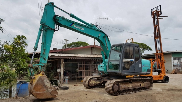 ขายด่วนรถแบคโฮKOBELCO-SK120-5มาร์คไฟร์ซูปเปอร์ระบบลายหัวกะแทกรถนอกเพิ่งนำเข้ามายังไม่เคยใช้งานในเมืองไทยเลย