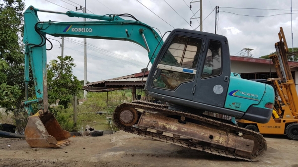 ขายด่วนรถแบคโฮKOBELCO-SK120-5มาร์คไฟร์ซูปเปอร์ระบบลายหัวกะแทกรถนอกเพิ่งนำเข้ามายังไม่เคยใช้งานในเมืองไทยเลย