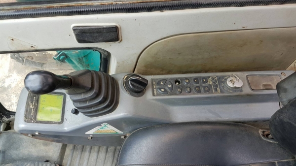 ขายด่วนรถแบคโฮKOBELCO-SK120-5มาร์คไฟร์ซูปเปอร์ระบบลายหัวกะแทกรถนอกเพิ่งนำเข้ามายังไม่เคยใช้งานในเมืองไทยเลย