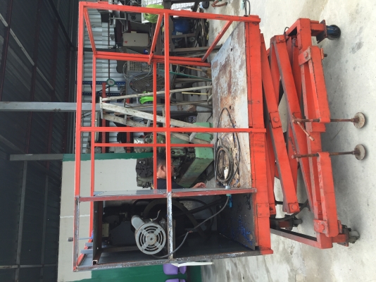 ขายลิฟย์ยก300โลยกได้3เมตรราคาประหยัด