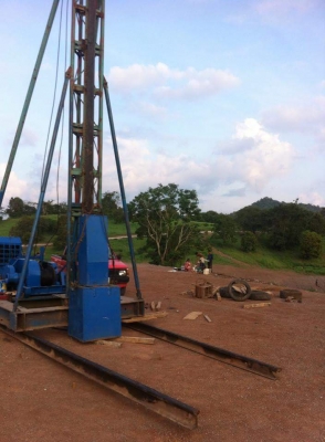 093-5596627..วิชัยปั้นจั่นรับตอกเสาเข็มพร้มเสาเข็มภาคอีสานโครราช.วังนำเขียวฺเขาใหญฺ กบินบุรี