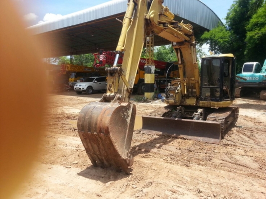 ขายด่วน แม็คโคร CAT 313B SR สภาพสวยพร้อมใช้งาน เครื่องปั้มดีเยี่ยม รถใช้งาน8พันกง่าชั่วโมง โซ่ช่วงล่างเต็ม เอวแน่น รถพร้อมทำงานครับ