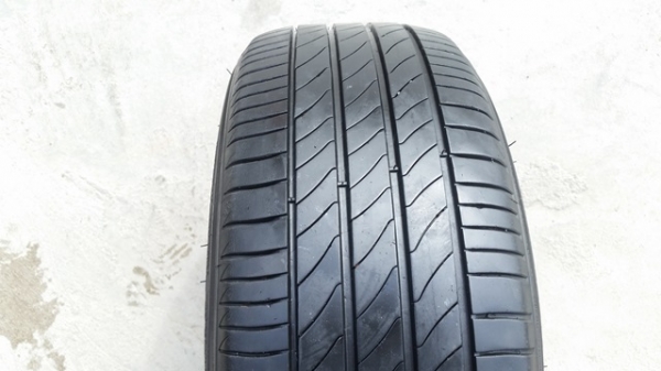 ขายยาง205/55/16 ปี 1315  MICHERLIN 3ST 4 เส้น